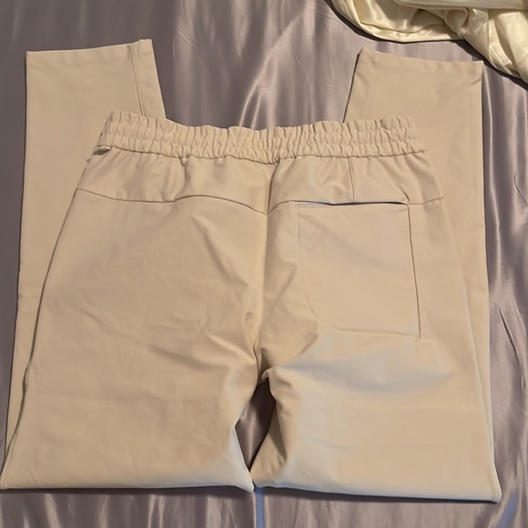 Lululemon Men’s boline pant size M - Picture 5 of 5